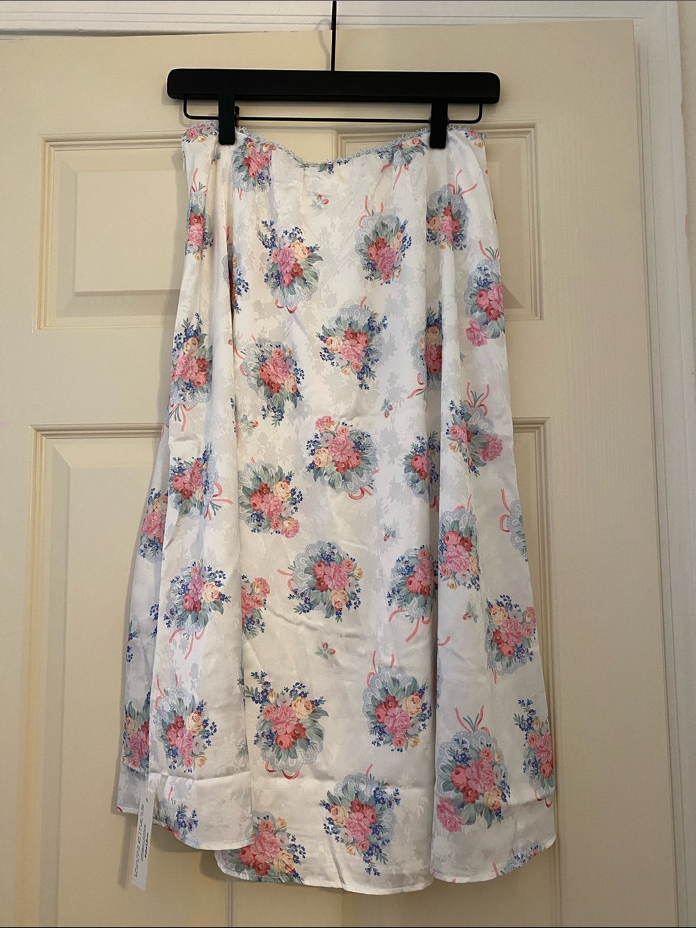 NWT For Love And Lemons Doily Bouquet Midi Skirt - Picture 6 of 9